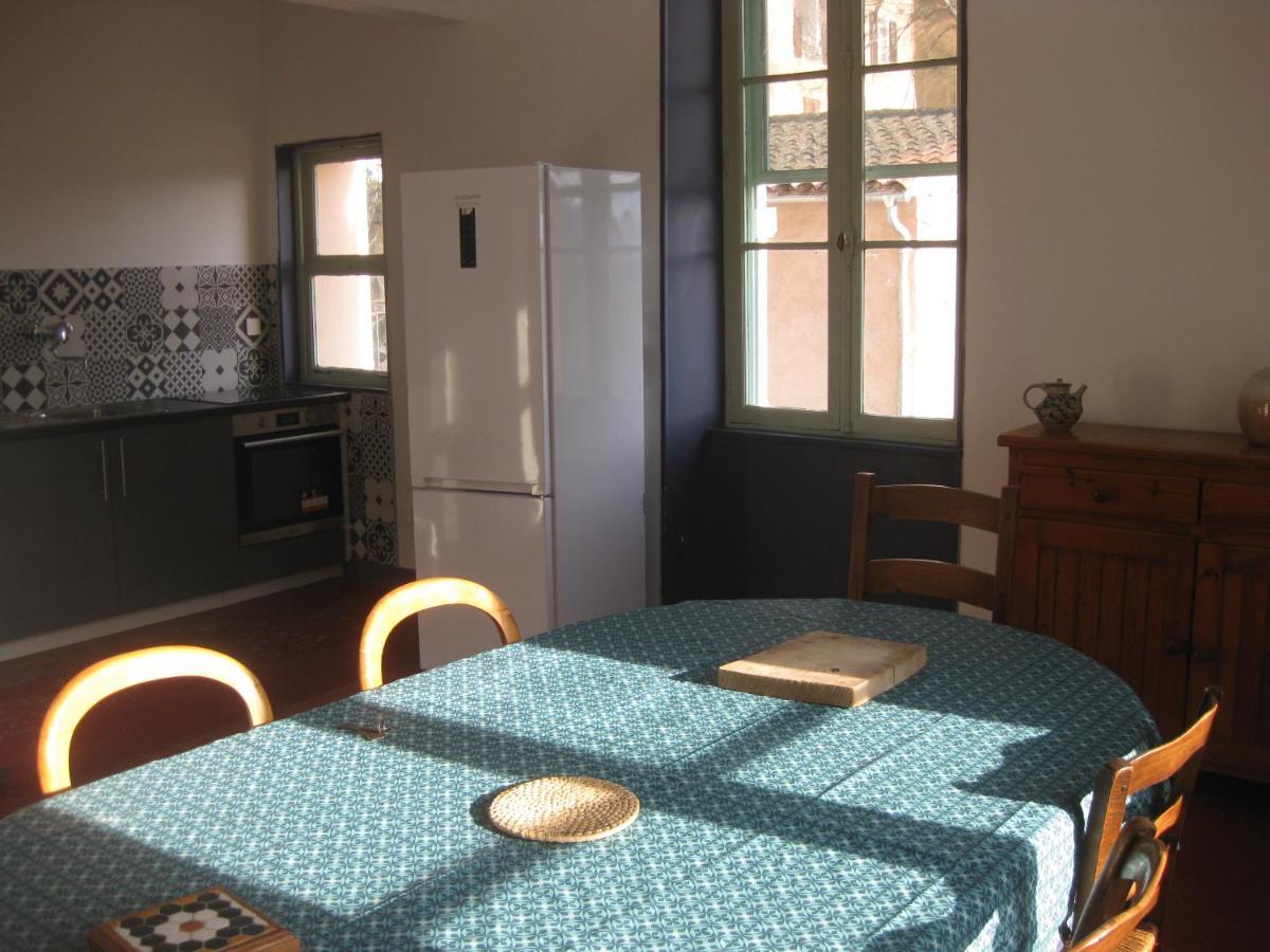 Les Deux Pentes Apartment Sausses Exterior photo